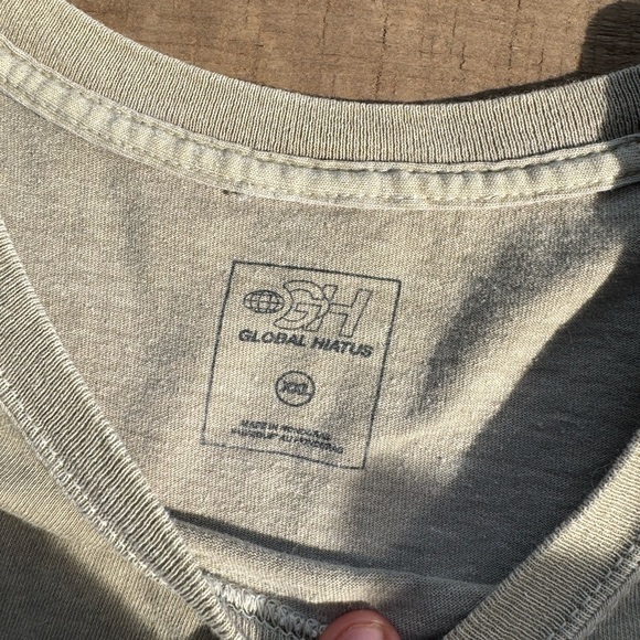 Global Hiatus Floral Shirt XXL - Picture 2 of 4